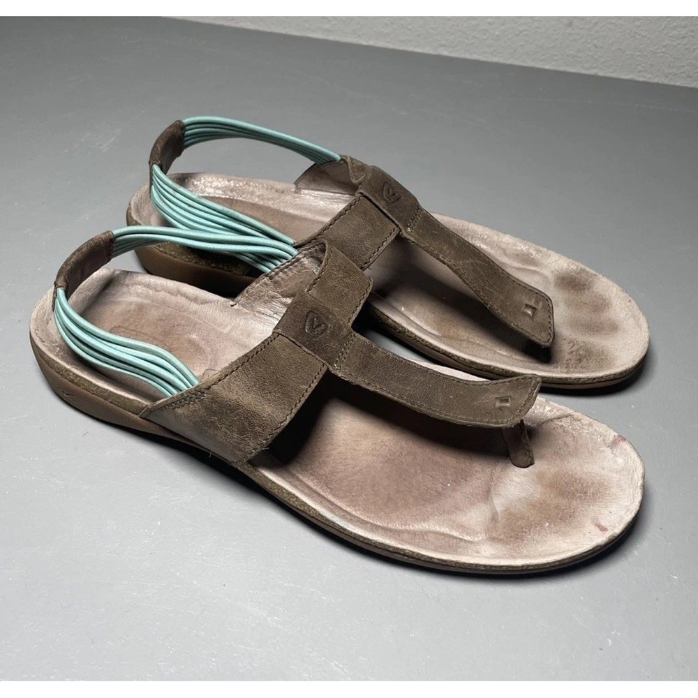 Keen Women's Slip On Thongs Flat Leather Sandals Size 10